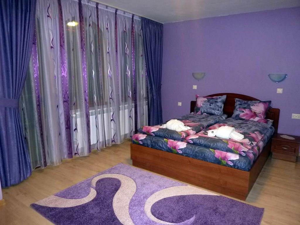 Guest House H Dzhogolanov Koprivștița Cameră foto