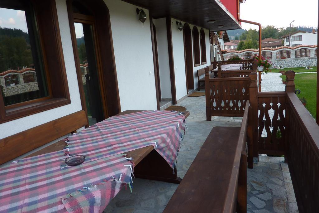 Guest House H Dzhogolanov Koprivștița Exterior foto