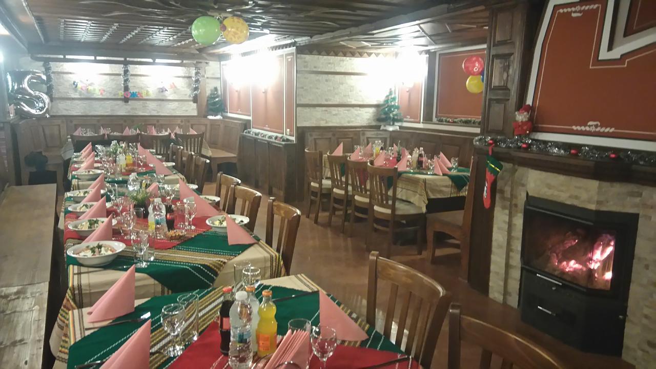 Guest House H Dzhogolanov Koprivștița Exterior foto