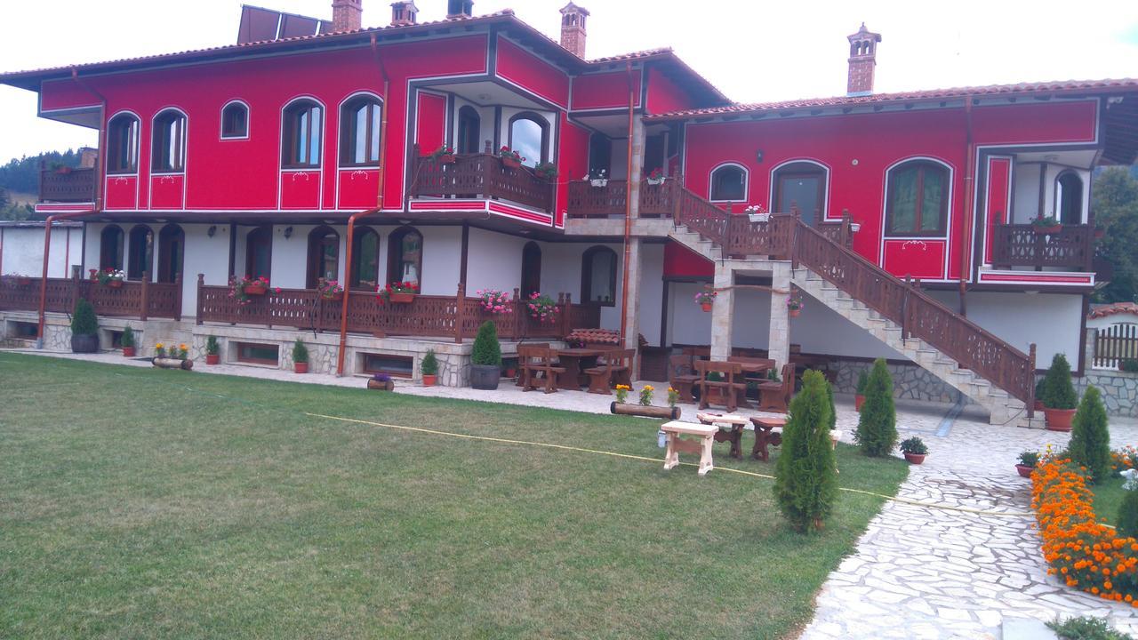 Guest House H Dzhogolanov Koprivștița Exterior foto